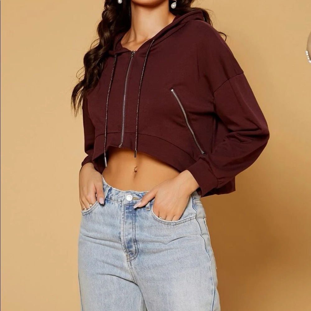 Maroon zip up crop hoodie